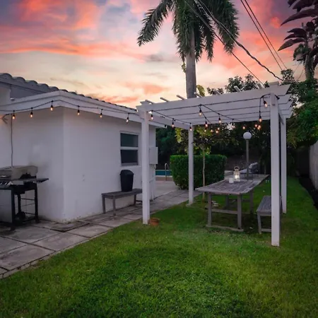 Perfect Beach Home For A Family Getaway Wpool!